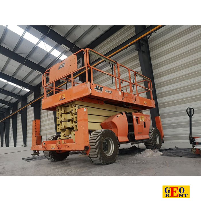 Generators and Light towers